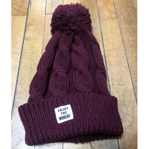 UPTOP ENJOY THE MOMENT CHUNKY KNIT BEANIE